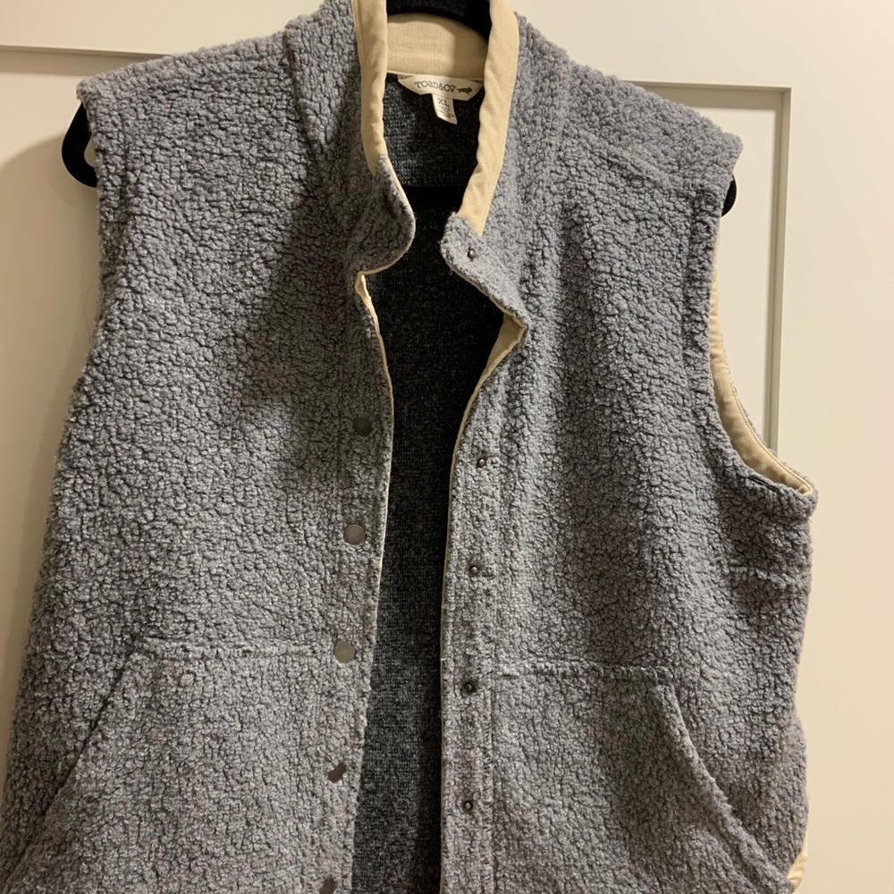 Toad&Co Gray Sherpa Vest Women’s XL